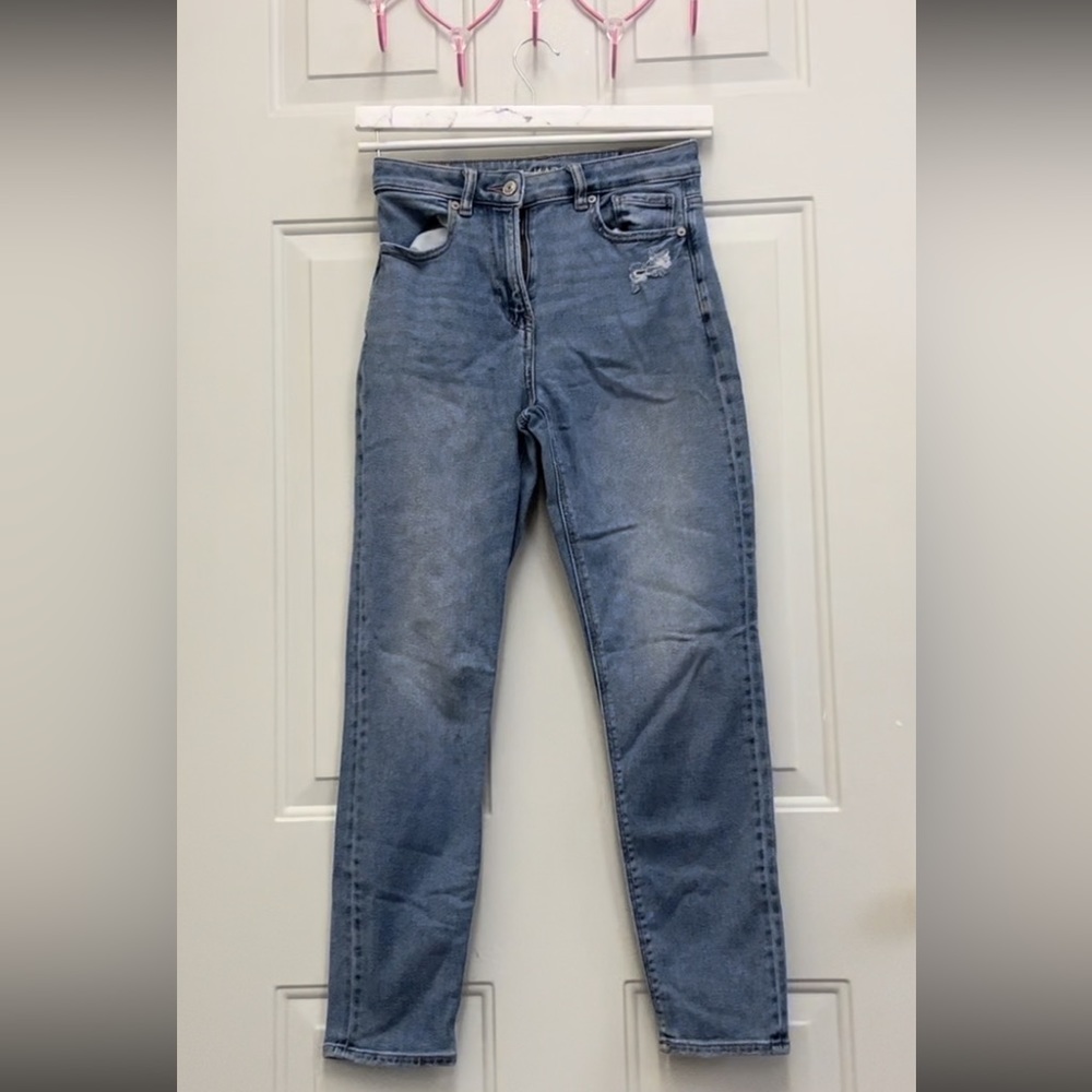 mom jeans